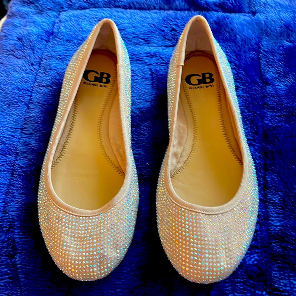 Size 8 1/2 Gianni Bini Star-brite microfiber rhinestone detail ballet flats
